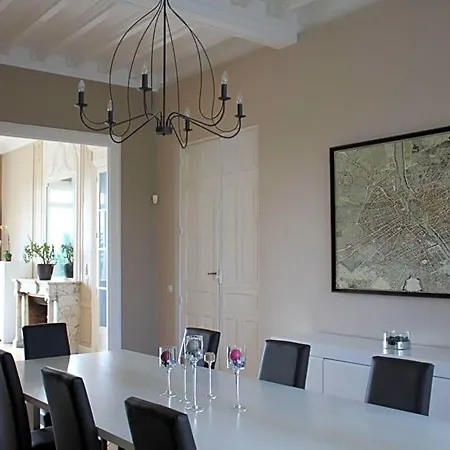 Chateau De La Folie B&B 4*