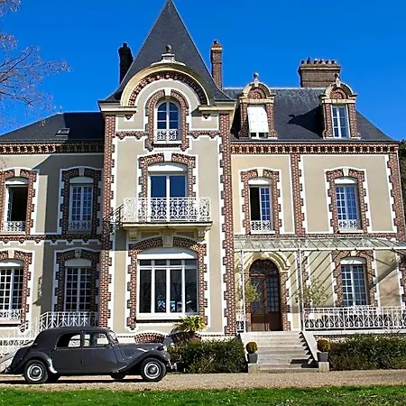 Chateau De La Folie