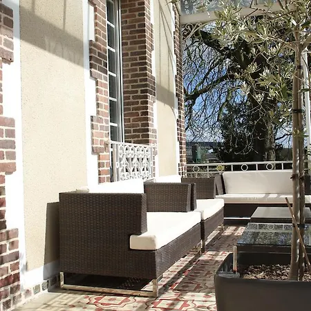 Chateau De La Folie 4* Trie-Château