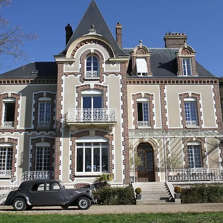 Chateau De La Folie Couette-café Trie-Château