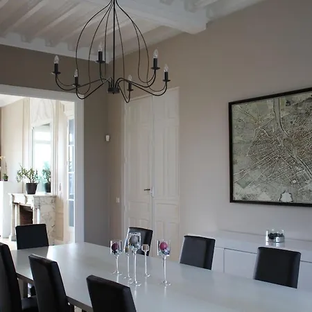 Chateau De La Folie Bed & Breakfast Trie-Château