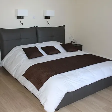 Couette-café Chateau De La Folie