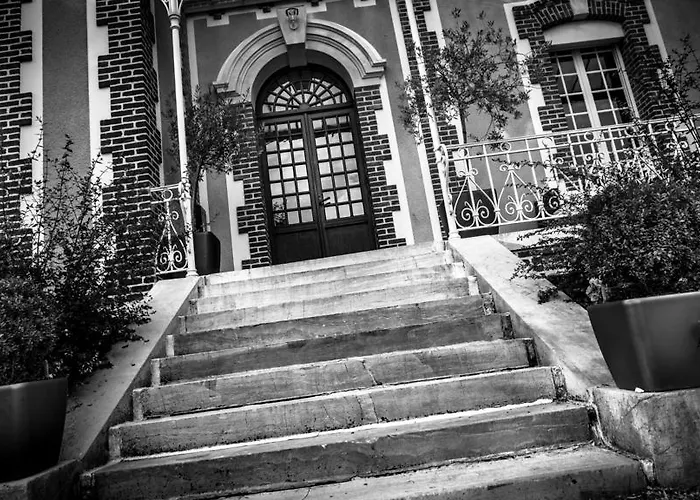 Bed & Breakfast Chateau De La Folie