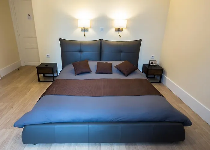 Chateau De La Folie Trie-Chateau