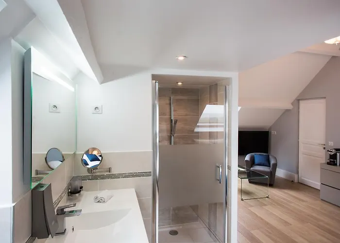 Bed & Breakfast Chateau De La Folie