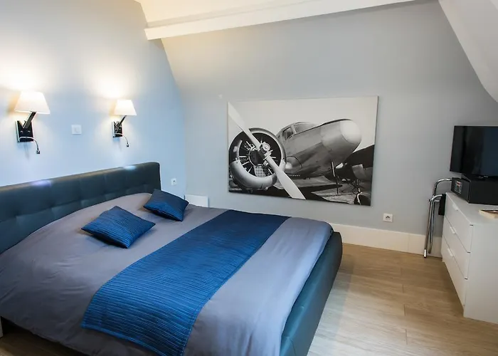 Bed & Breakfast Chateau De La Folie